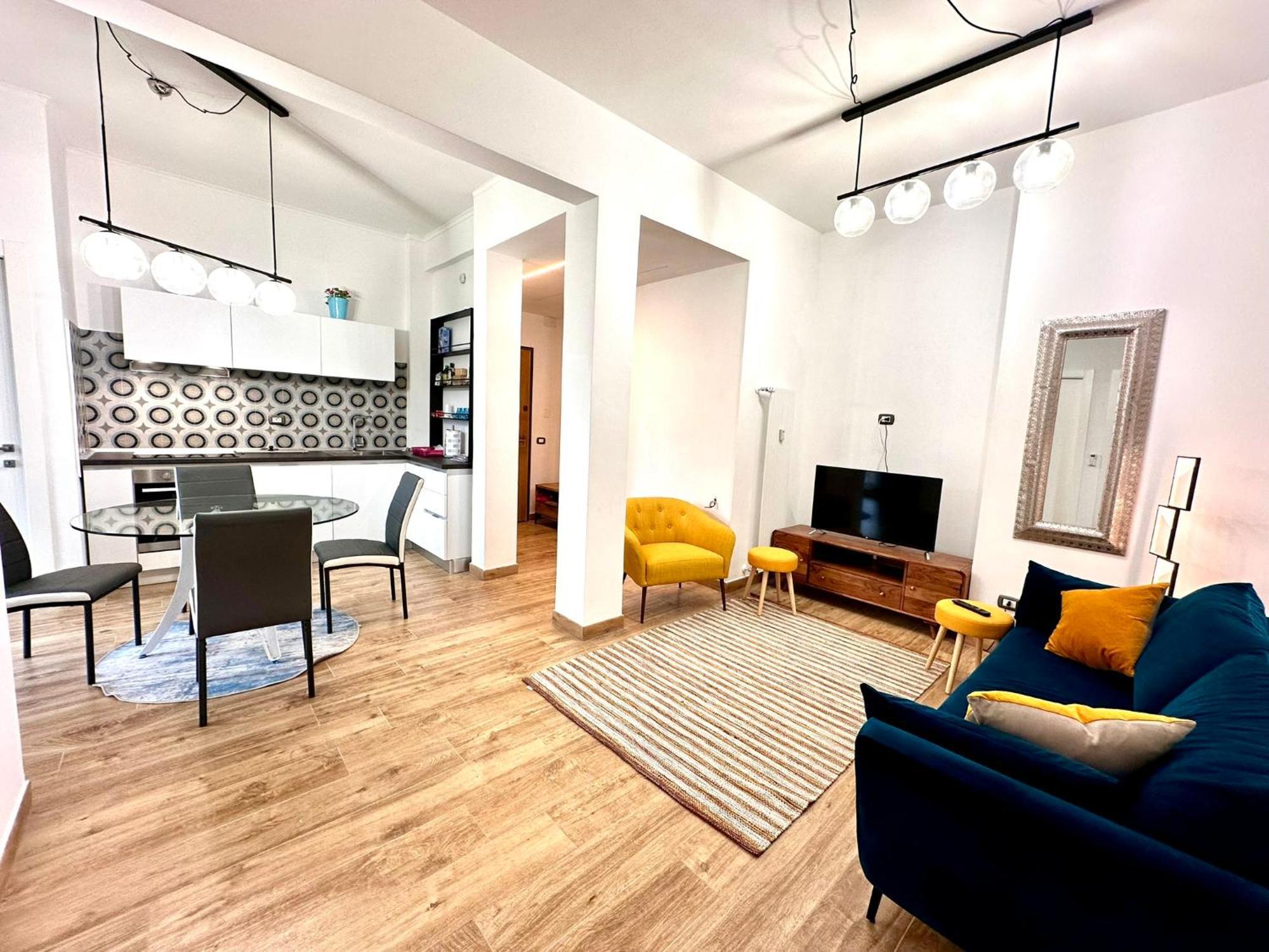 Lombardo'S Family - Free Private Parking 700M From The Station! Apartment Специя Екстериор снимка